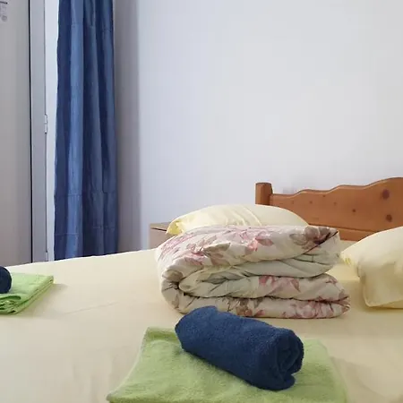 Guest house Casa Tomis *